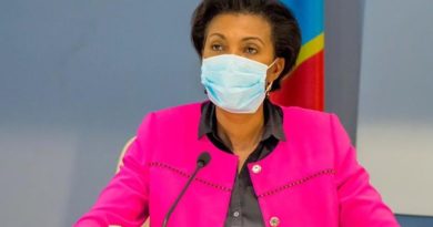 ASSEMBLÉE NATIONALE : L’honorable Présidente Jeanine Mabunda calme le jeu ASSEMBLÉE NATIONALE : L’honorable Présidente Jeanine Mabunda calme le jeu