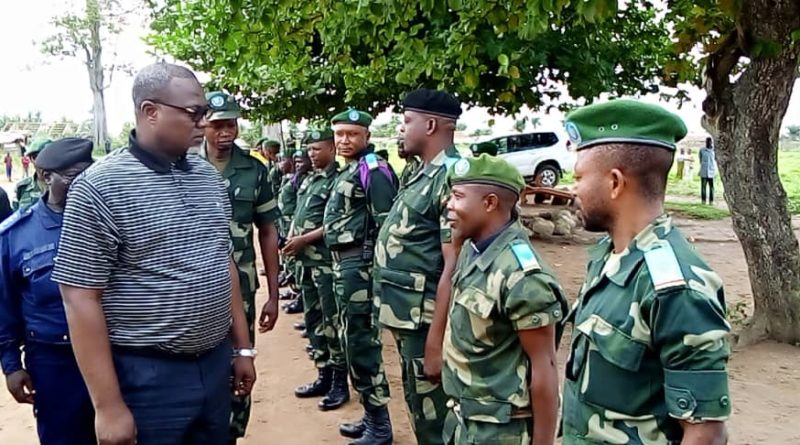 Serge Mongulu Mandubola procédé à l’exécution des mesures collectives de grâce du Chef de l’État à la prison militaire de Angenga