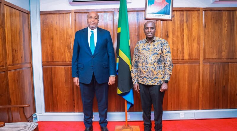 Aimé Sakombi Molendo et  Dr. Doto Biteko planchent sur les opportunités de coopération dans le secteur des hydrocarbures