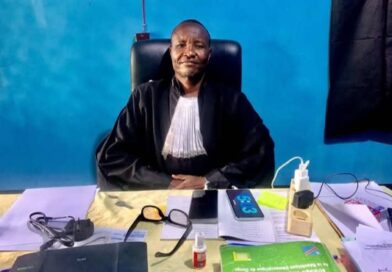 BARREAU PRÈS LA COUR D’APPEL DE LA MONGALA : Me LAMBERT LISIKA ÉLU BÂTONNIER DE L’ORDRE DES AVOCATS POUR UN MANDAT DE 3 ANS